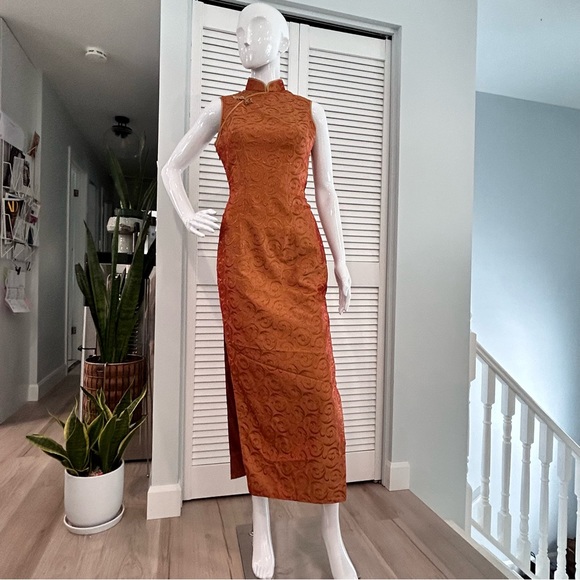 Gold Rust Brocade Qipao (Cheongsam) - Picture 2 of 15